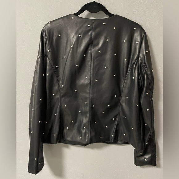 NWT Bagatelle Collection Studded Faux Leather Black Jacket. Size X-Large - Picture 5 of 10
